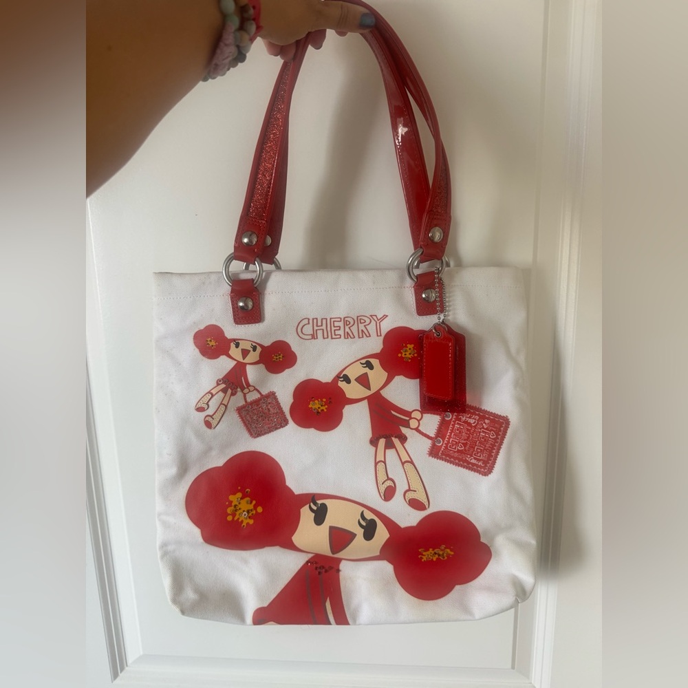 Coach bag limited version